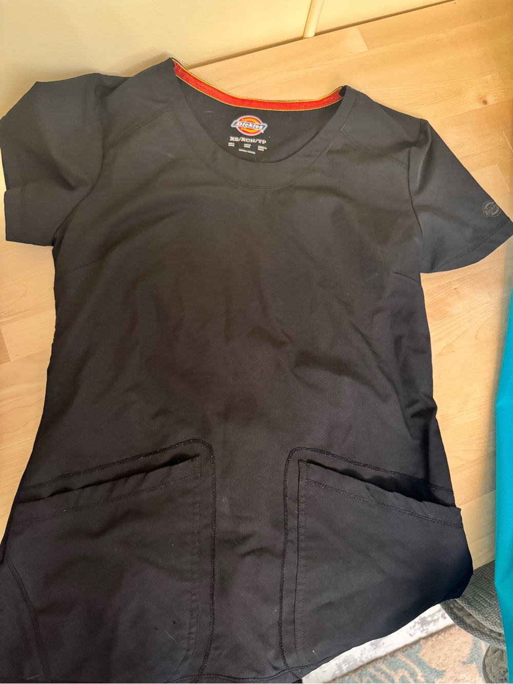 Dickies Black Short-Sleeve Scrub Top with Dual Patch Pockets